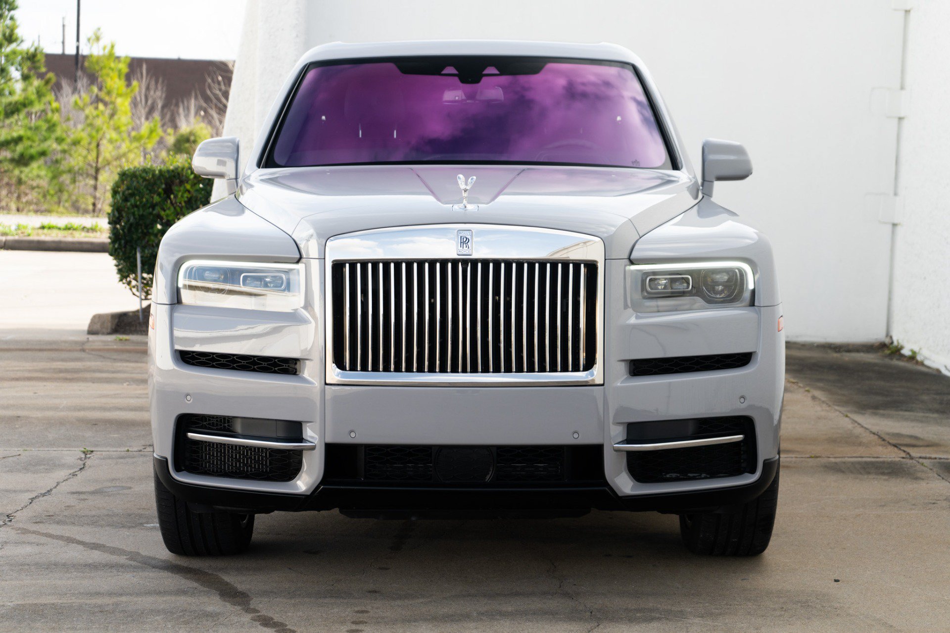 Used 2024 Rolls-Royce Cullinan AWD/4WD image 2