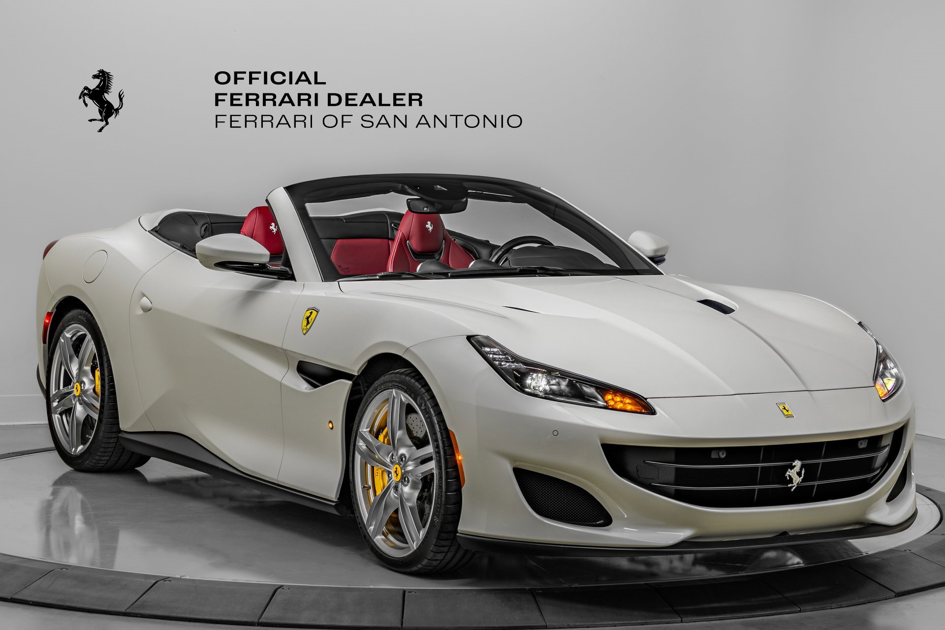 Certified 2020 Ferrari Portofino image 1