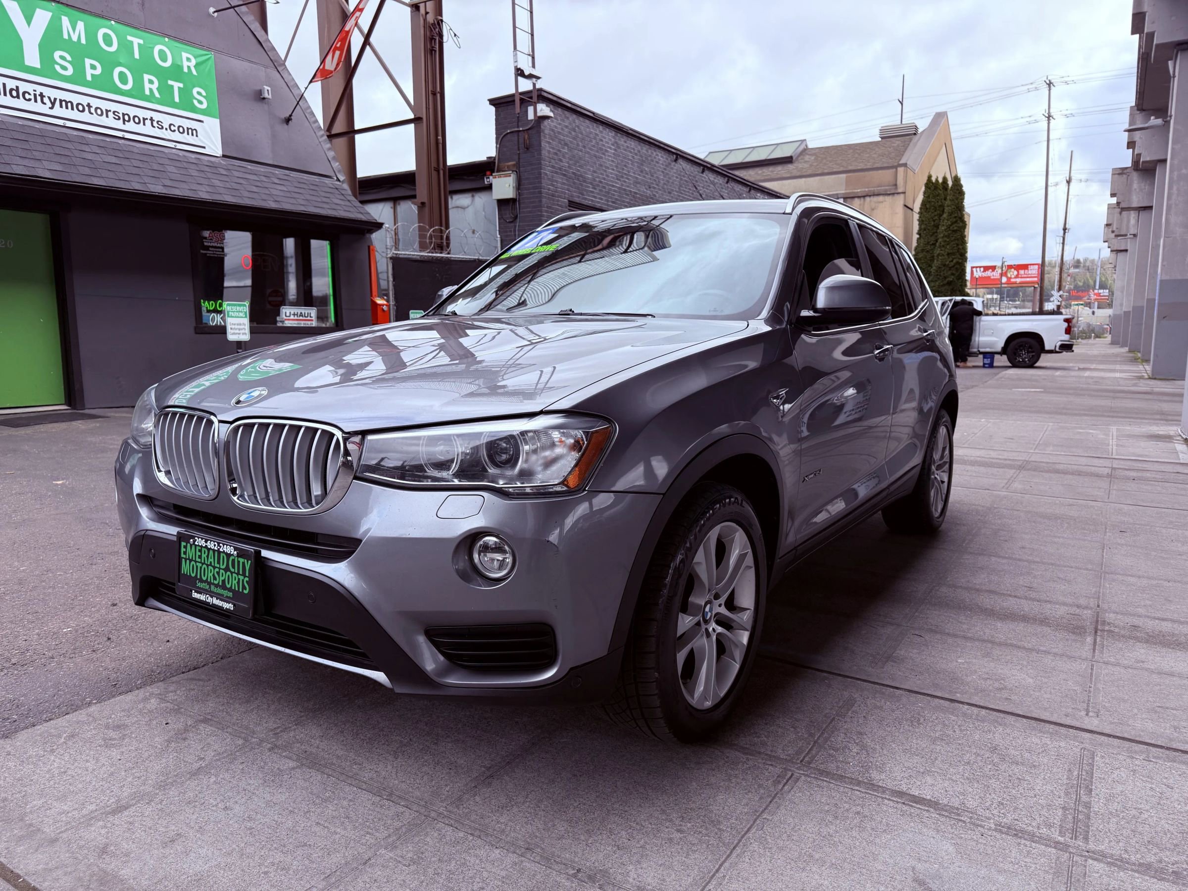 Used 2017 BMW X3 xDrive35i AWD/4WD image 1