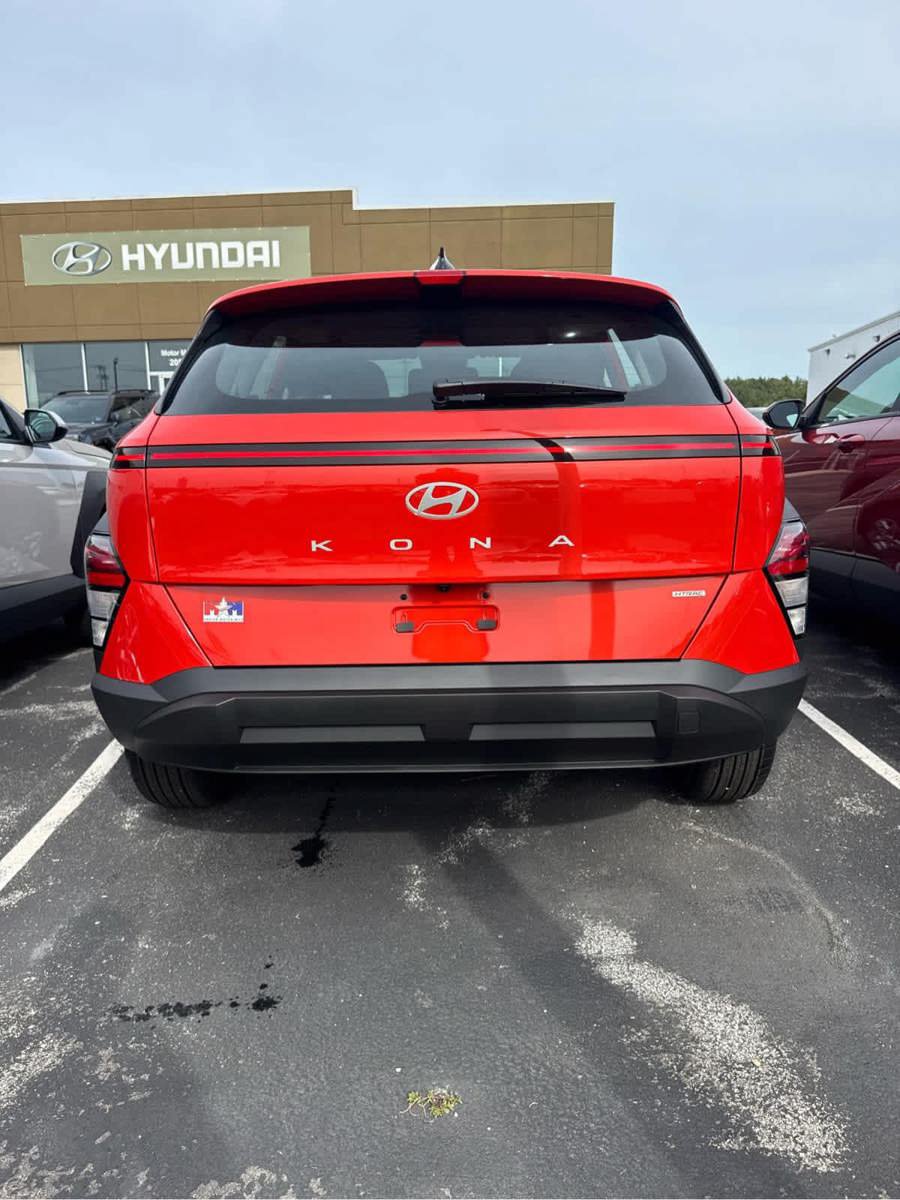 New 2027 Hyundai Kona SE AWD/4WD image 15
