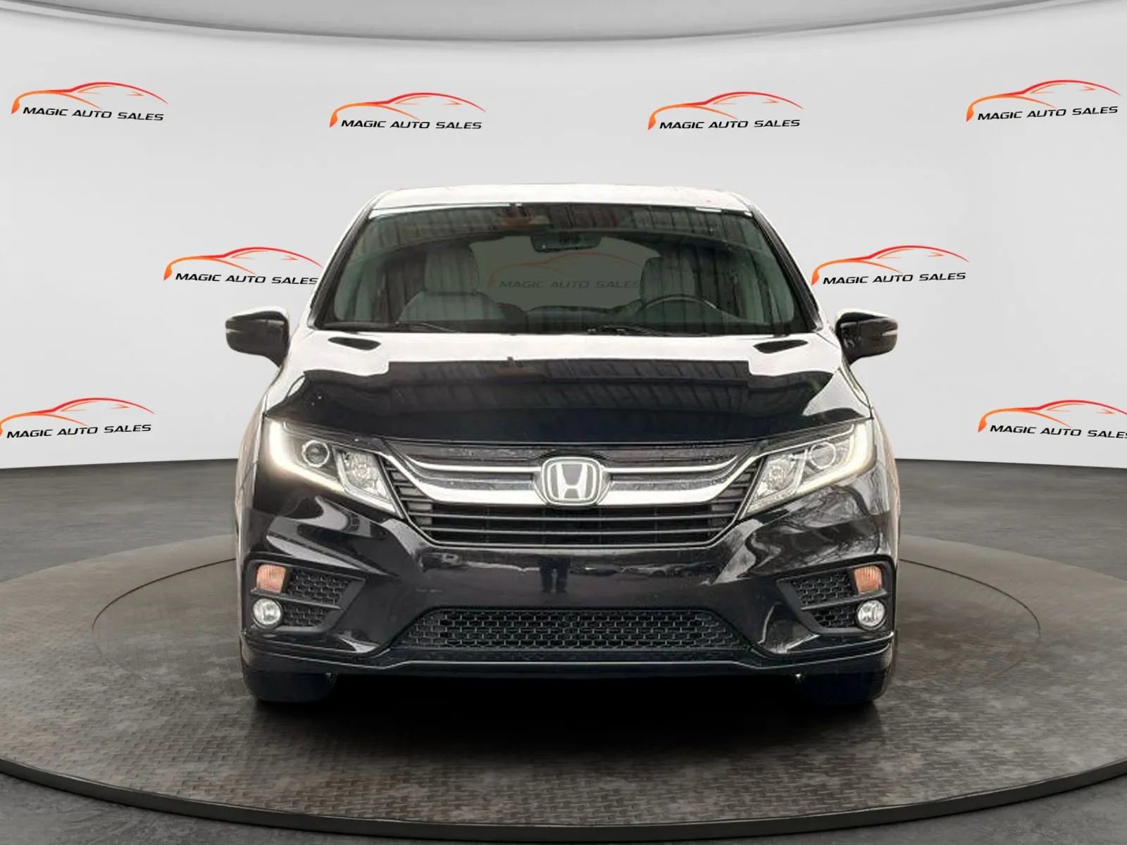 Used 2018 Honda Odyssey EX-L image 3
