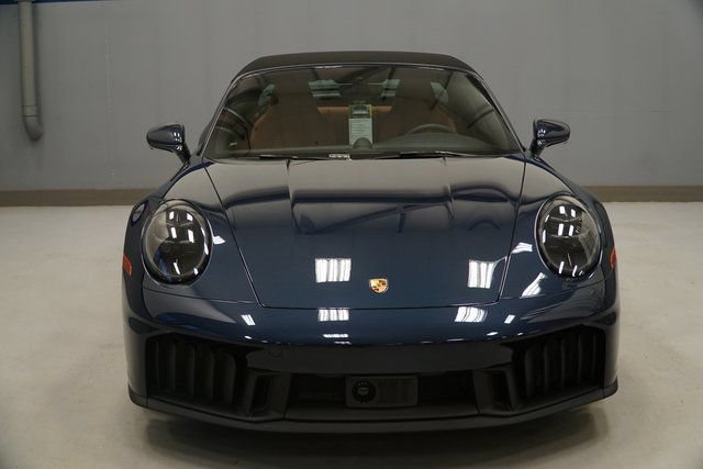 Certified 2026 Porsche 911 Targa 4 GTS AWD/4WD image 13