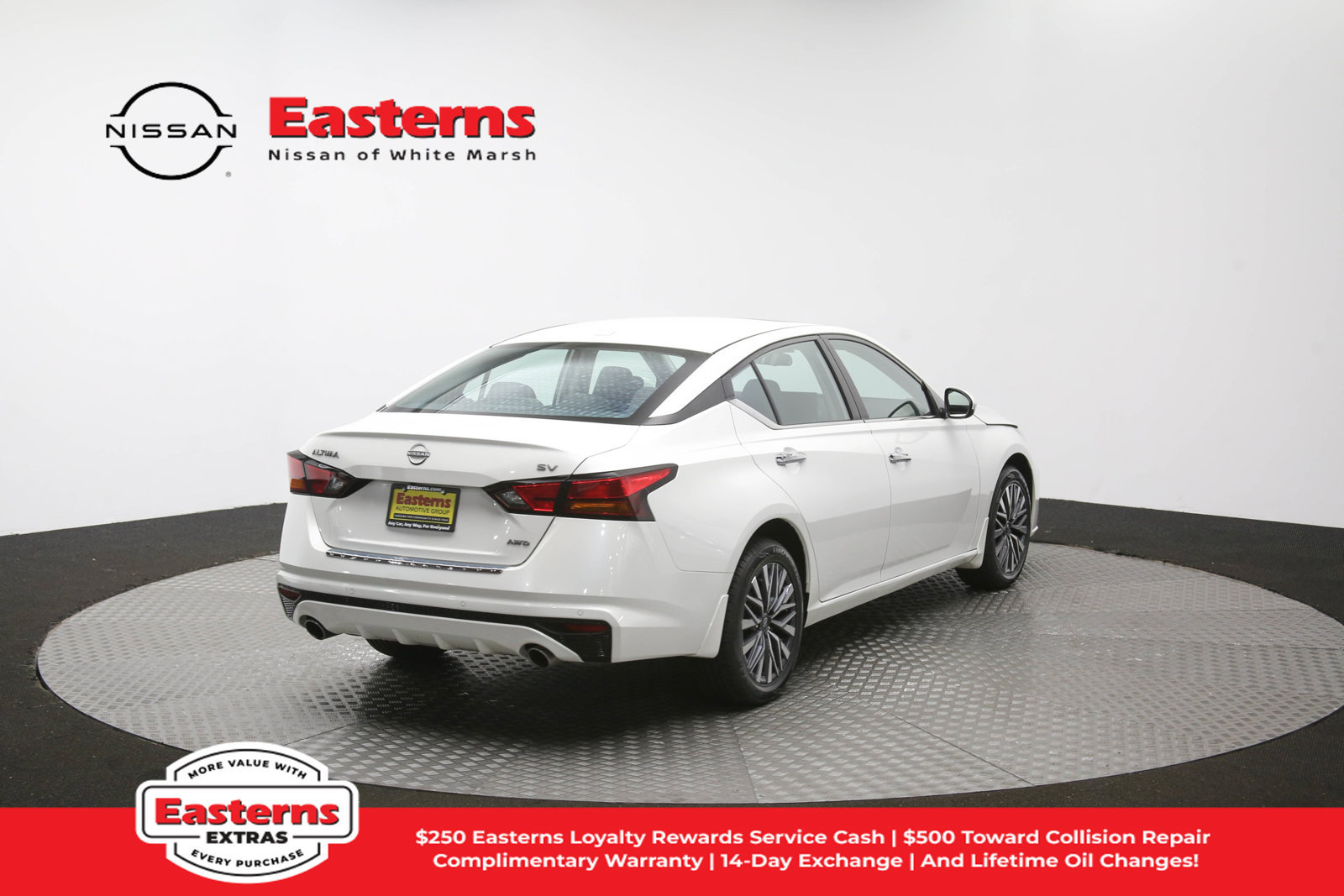 Used 2023 Nissan Altima 2.5 SV w/ SV Premium Package AWD/4WD image 40