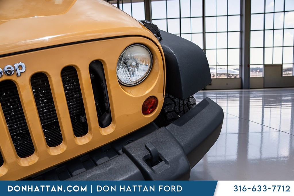 Used 2013 Jeep Wrangler Unlimited Sport AWD/4WD image 33