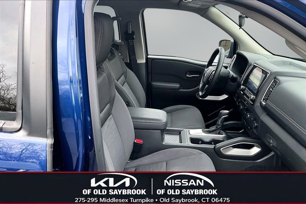 Used 2023 Nissan Frontier SV w/ SV Convenience Package image 28