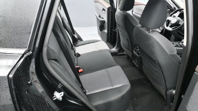 Used 2021 Nissan Rogue SV AWD/4WD image 18
