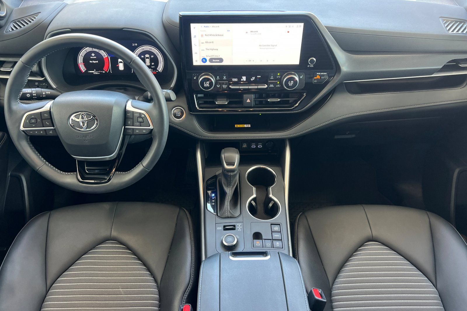 Certified 2025 Toyota Highlander XSE AWD/4WD image 10