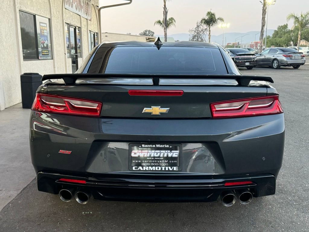 Used 2017 Chevrolet Camaro SS image 3