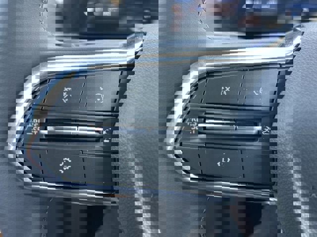 New 2026 Chevrolet Equinox LT w/ Convenience Package II image 24