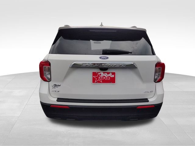 Used 2022 Ford Explorer XLT image 5