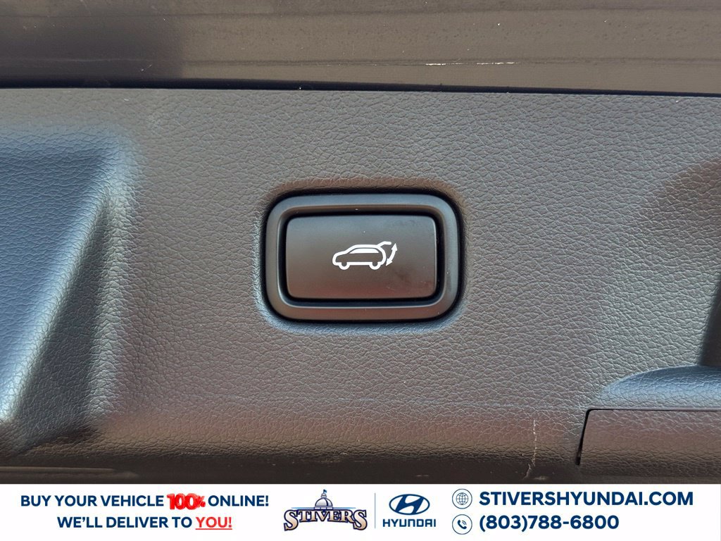 Certified 2025 Hyundai Palisade SEL FWD image 17