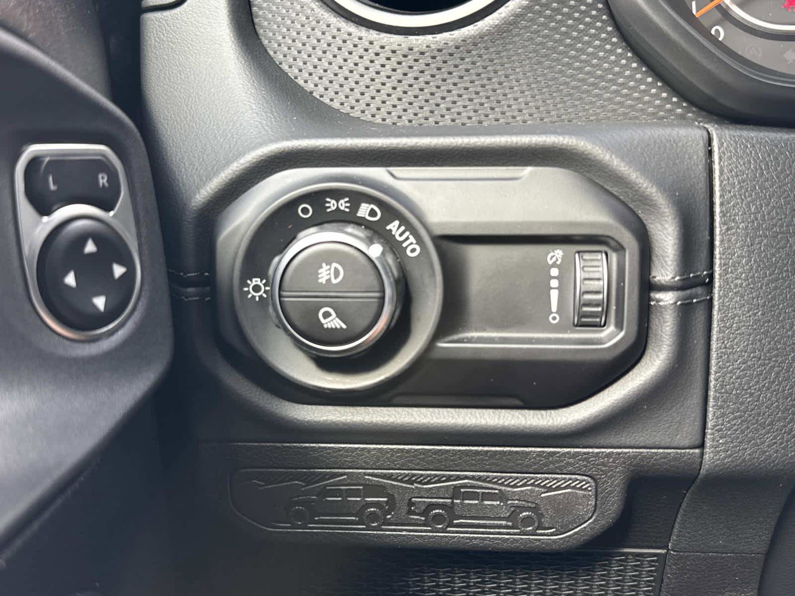 New 2026 Jeep Gladiator Mojave AWD/4WD image 13