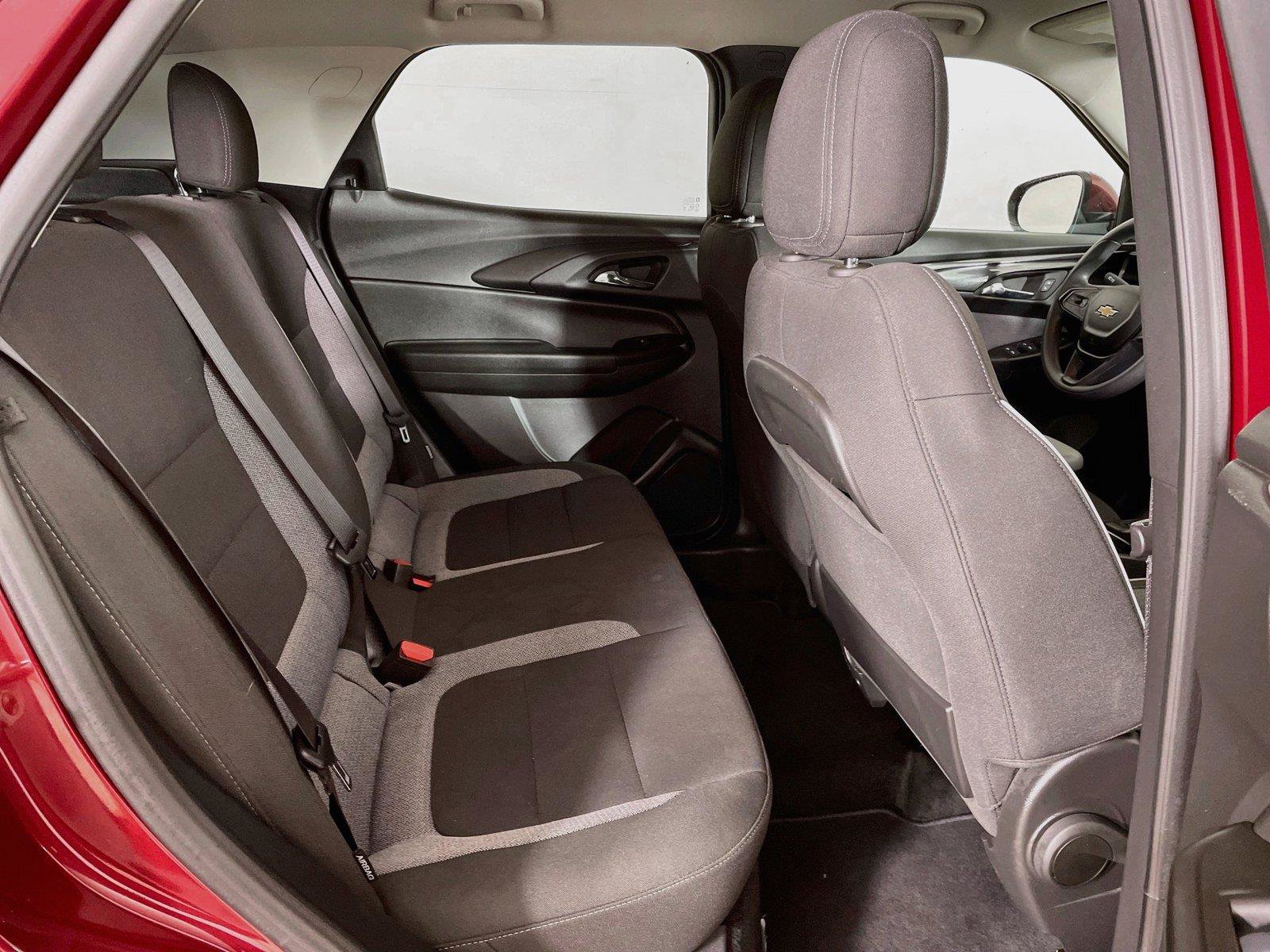 Used 2025 Chevrolet TrailBlazer LT AWD/4WD image 24