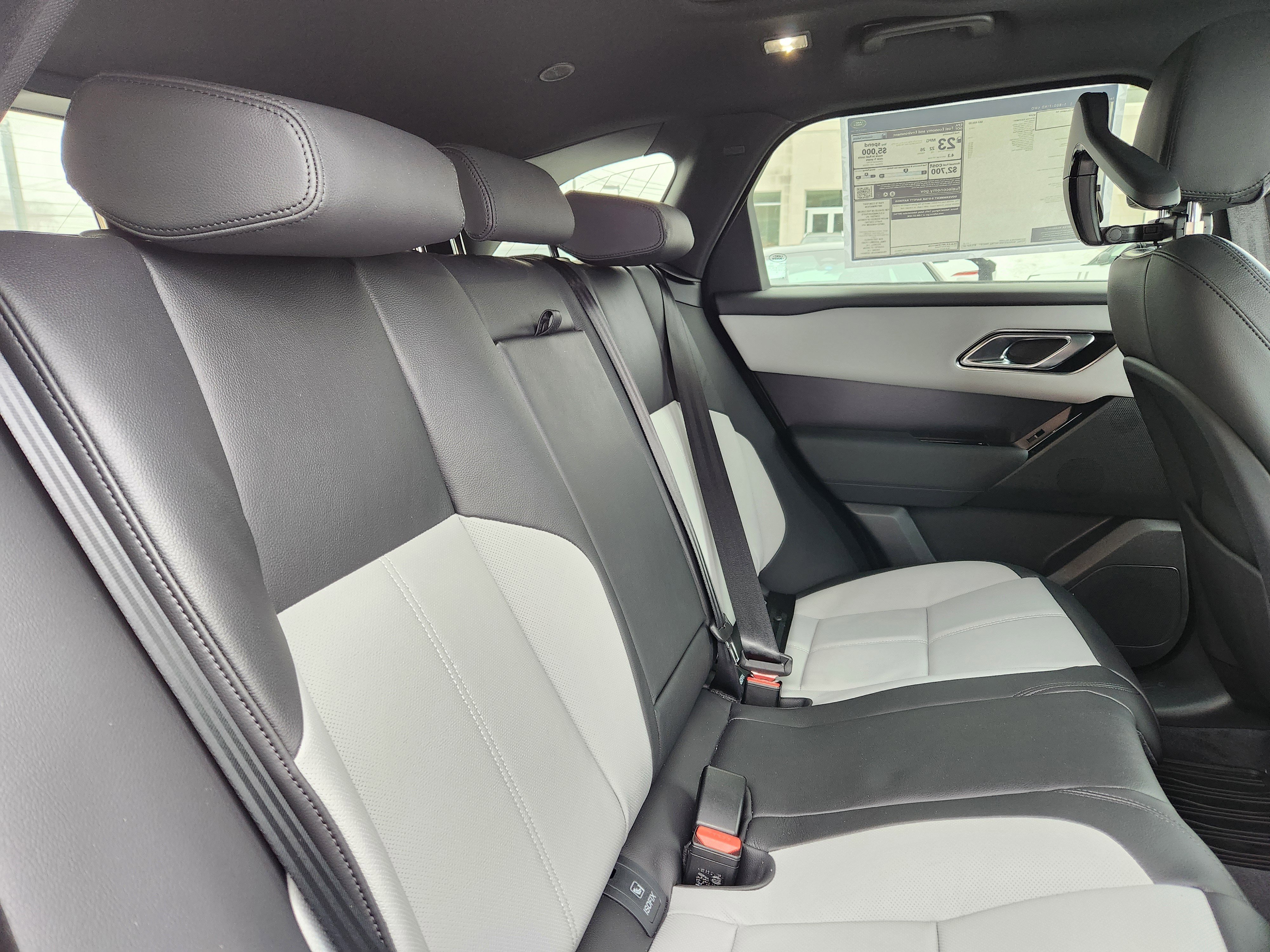 New 2026 Land Rover Range Rover Velar Dynamic SE AWD/4WD image 11
