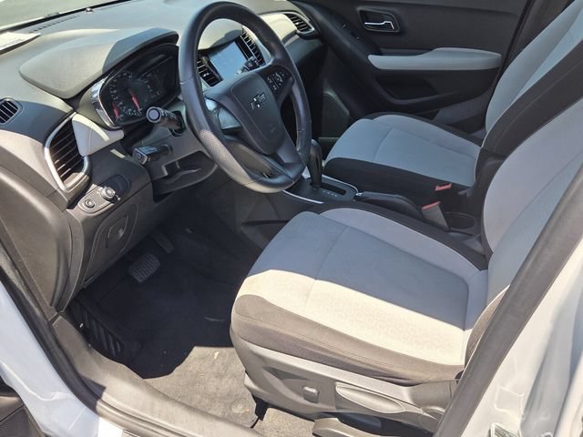 Used 2017 Chevrolet Trax LS AWD/4WD image 9