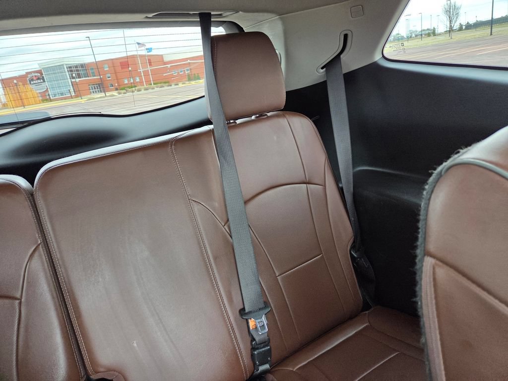 Used 2021 Buick Enclave Avenir w/ Avenir Technology Package AWD/4WD image 69