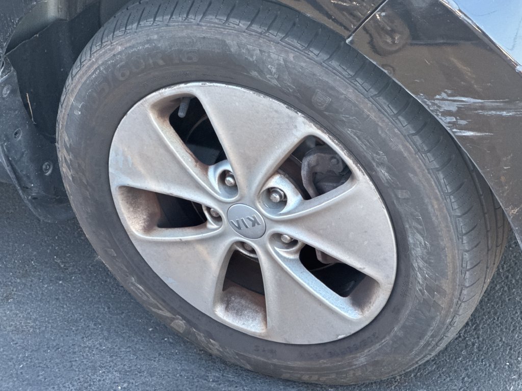 Used 2016 Kia Soul FWD image 9