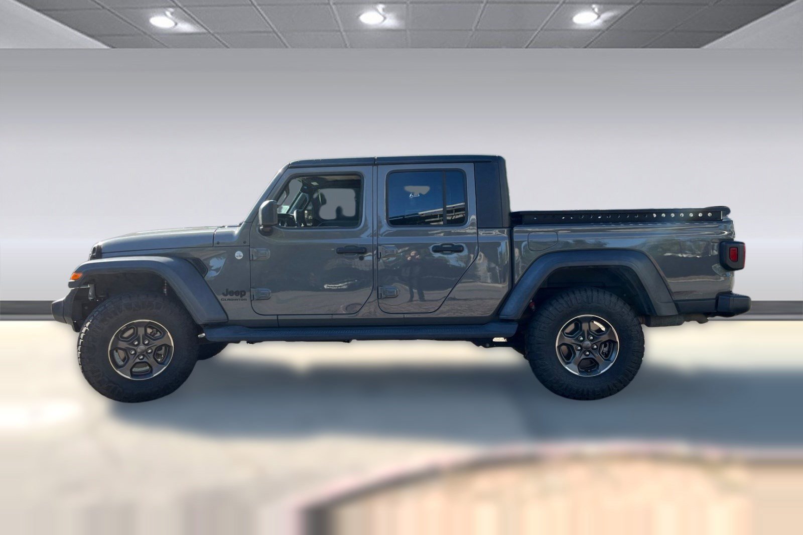 Used 2020 Jeep Gladiator Sport w/ Quick Order Package 24S image 2