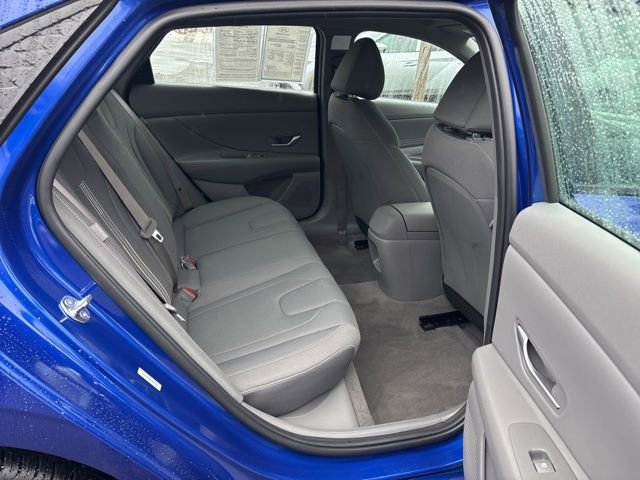 Certified 2025 Hyundai Elantra Sport image 25