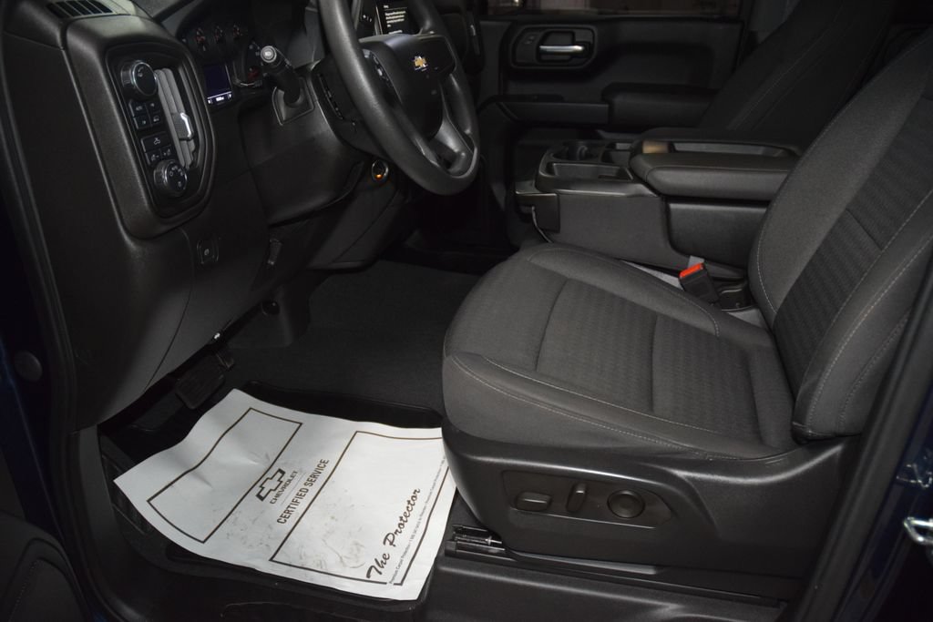 Used 2023 Chevrolet Silverado 1500 Custom AWD/4WD image 37