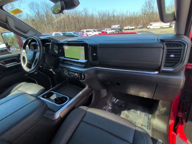 Used 2024 Chevrolet Silverado 2500 LTZ w/ LTZ Premium Package image 30