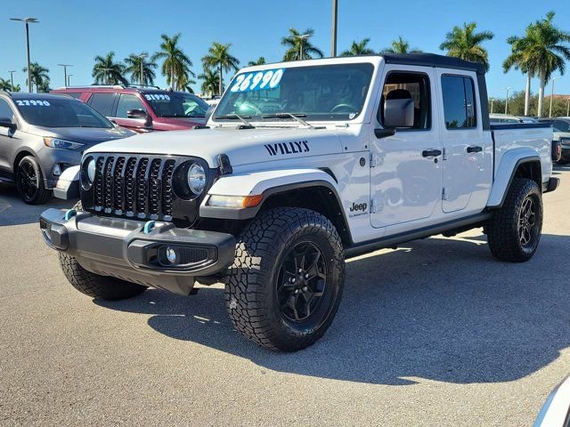 Used 2022 Jeep Gladiator Sport image 3