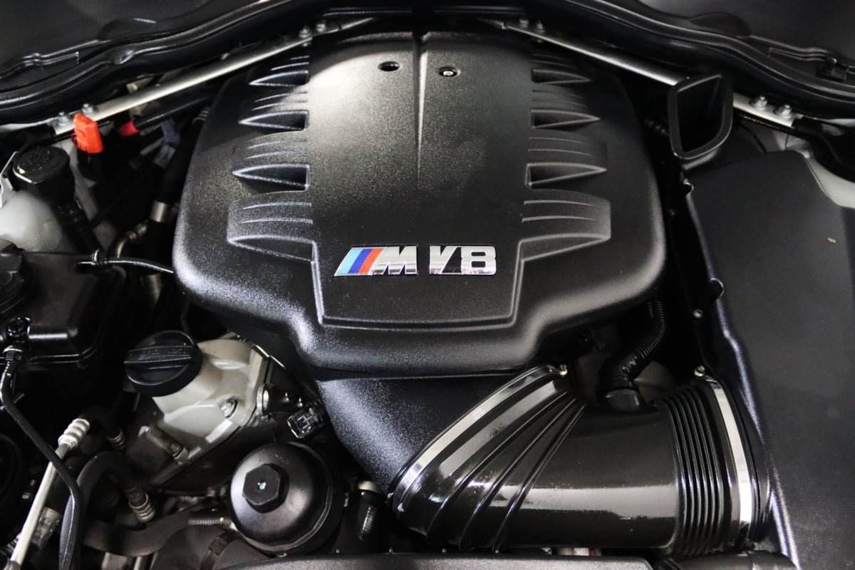 Used 2011 BMW M3 Convertible RWD image 11
