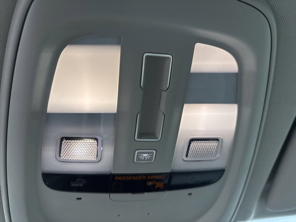 Certified 2023 Volvo XC60 B5 Core image 26