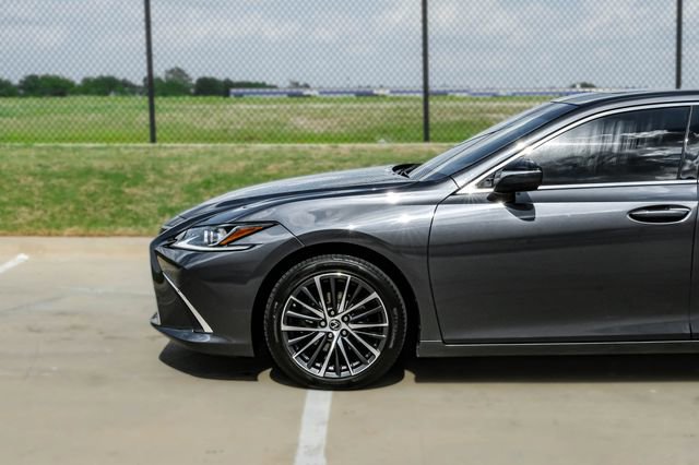 Used 2023 Lexus ES 350 w/ Premium Package FWD image 13