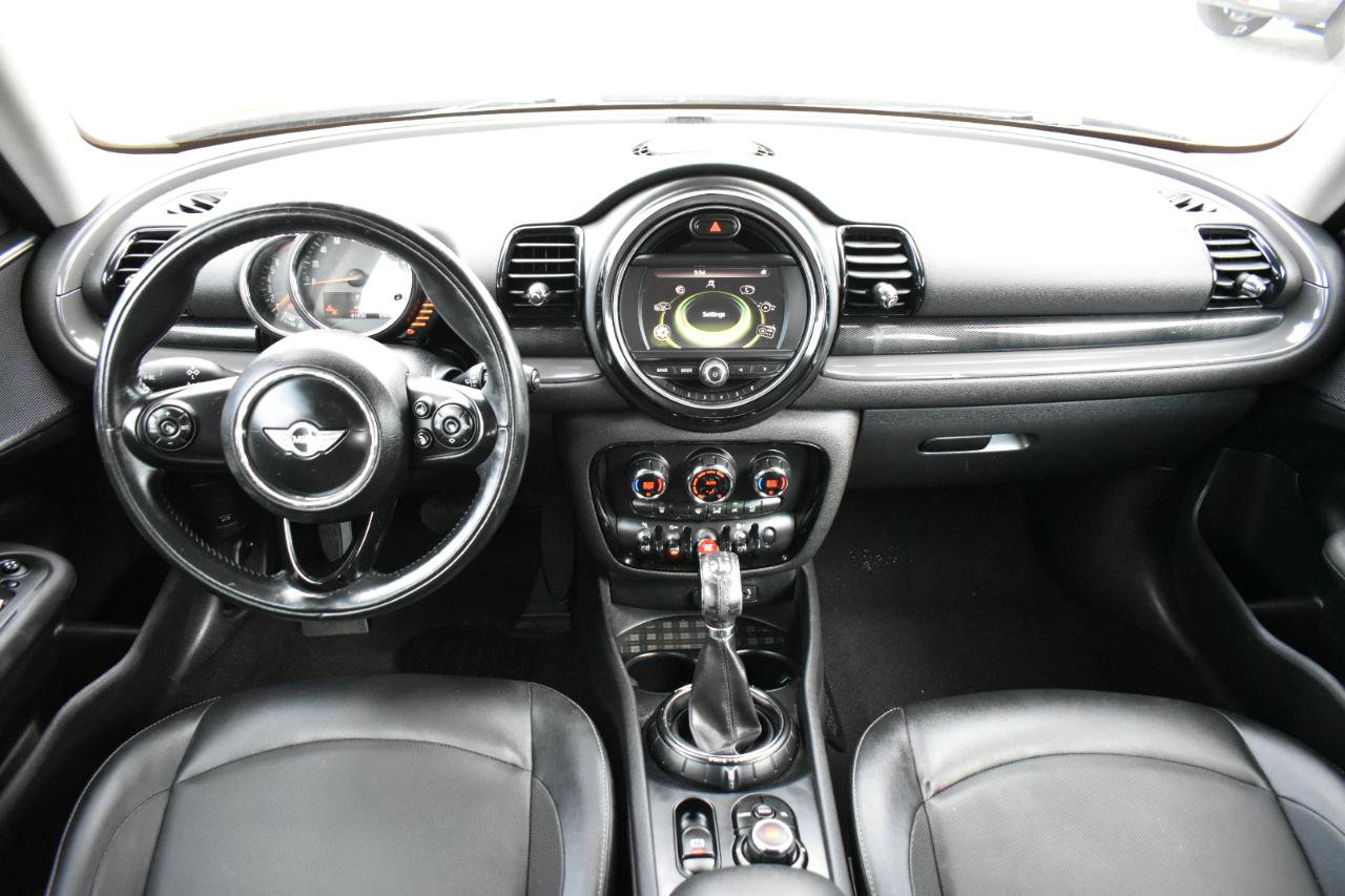 Used 2017 MINI Cooper Clubman FWD image 11