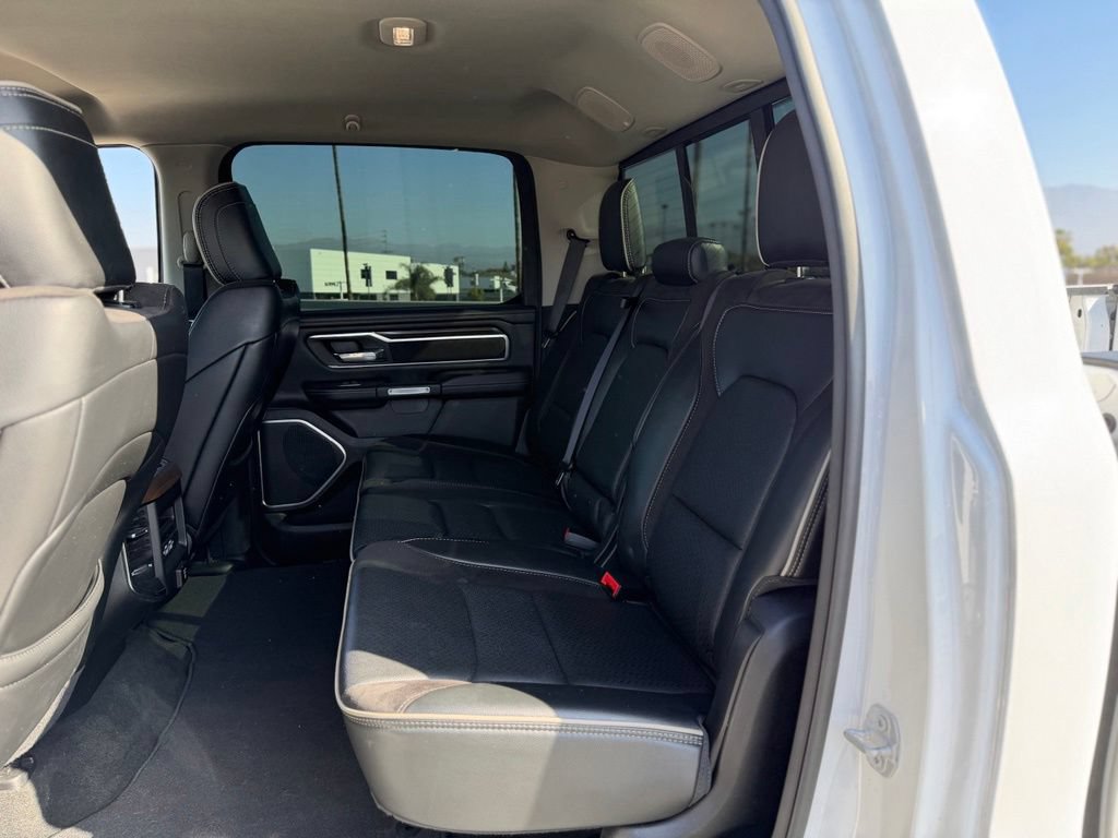 Used 2022 RAM 1500 Laramie AWD/4WD image 3