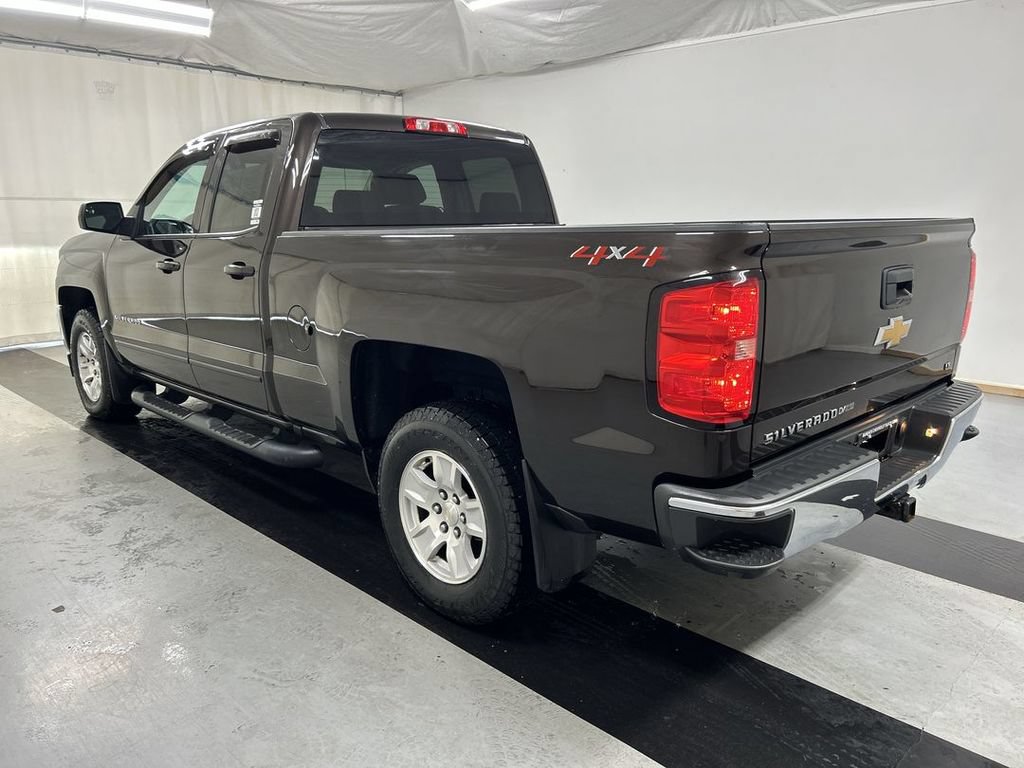 Used 2018 Chevrolet Silverado 1500 LT w/ All Star Edition AWD/4WD image 7