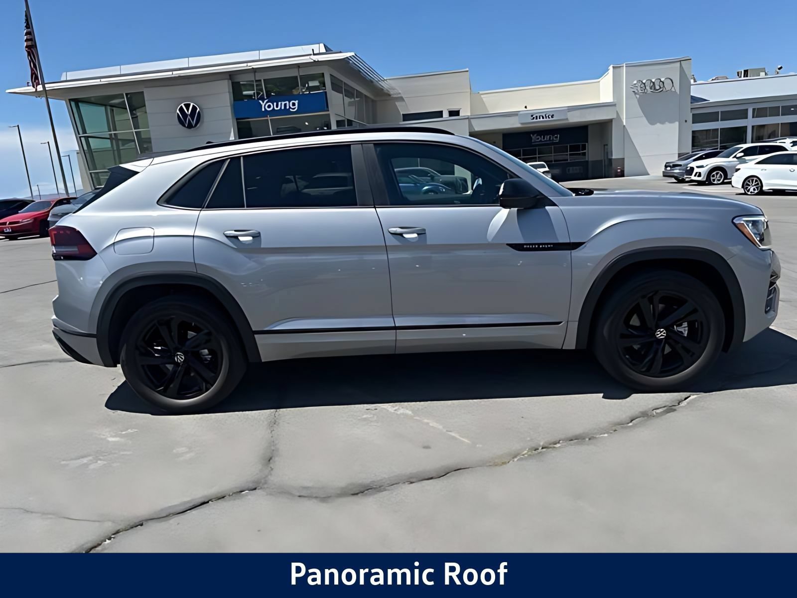 New 2026 Volkswagen Atlas Cross Sport SEL R-Line AWD/4WD image 2