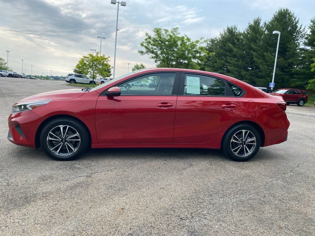 Certified 2023 Kia Forte LXS w/ LXS Technology Package FWD image 6