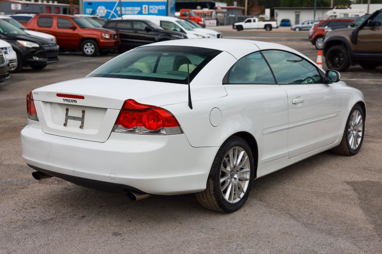 Used 2008 Volvo C70 T5 FWD image 11
