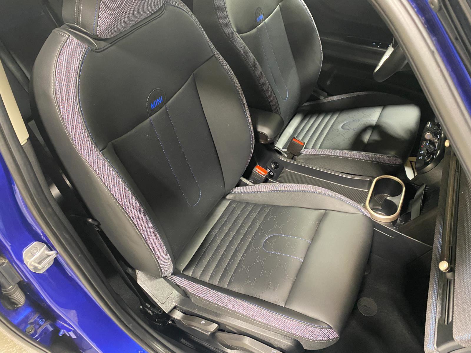 Certified 2025 MINI Cooper S image 18