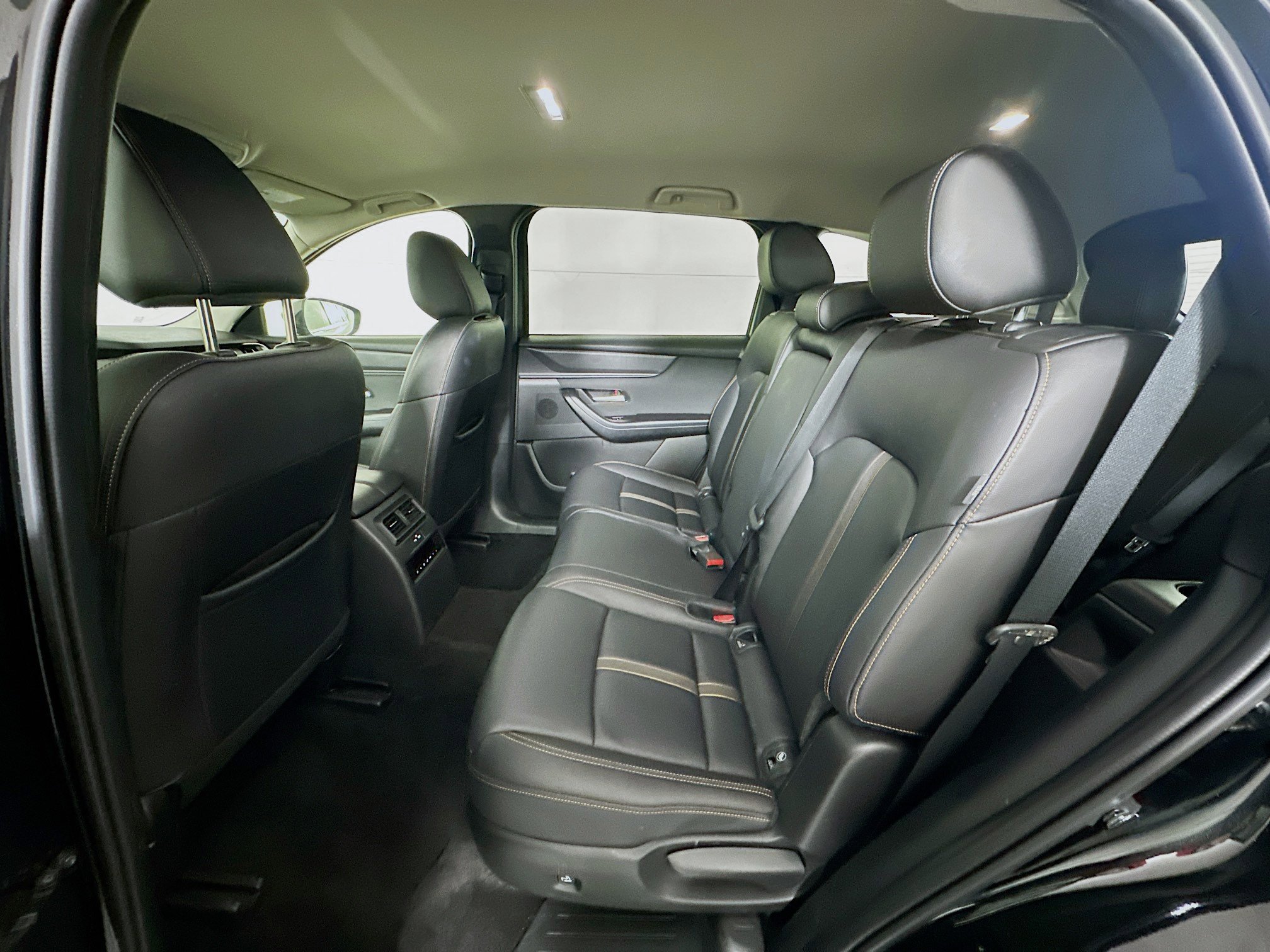 Used 2025 MAZDA CX-90 3.3 Turbo w/ Select Package image 28