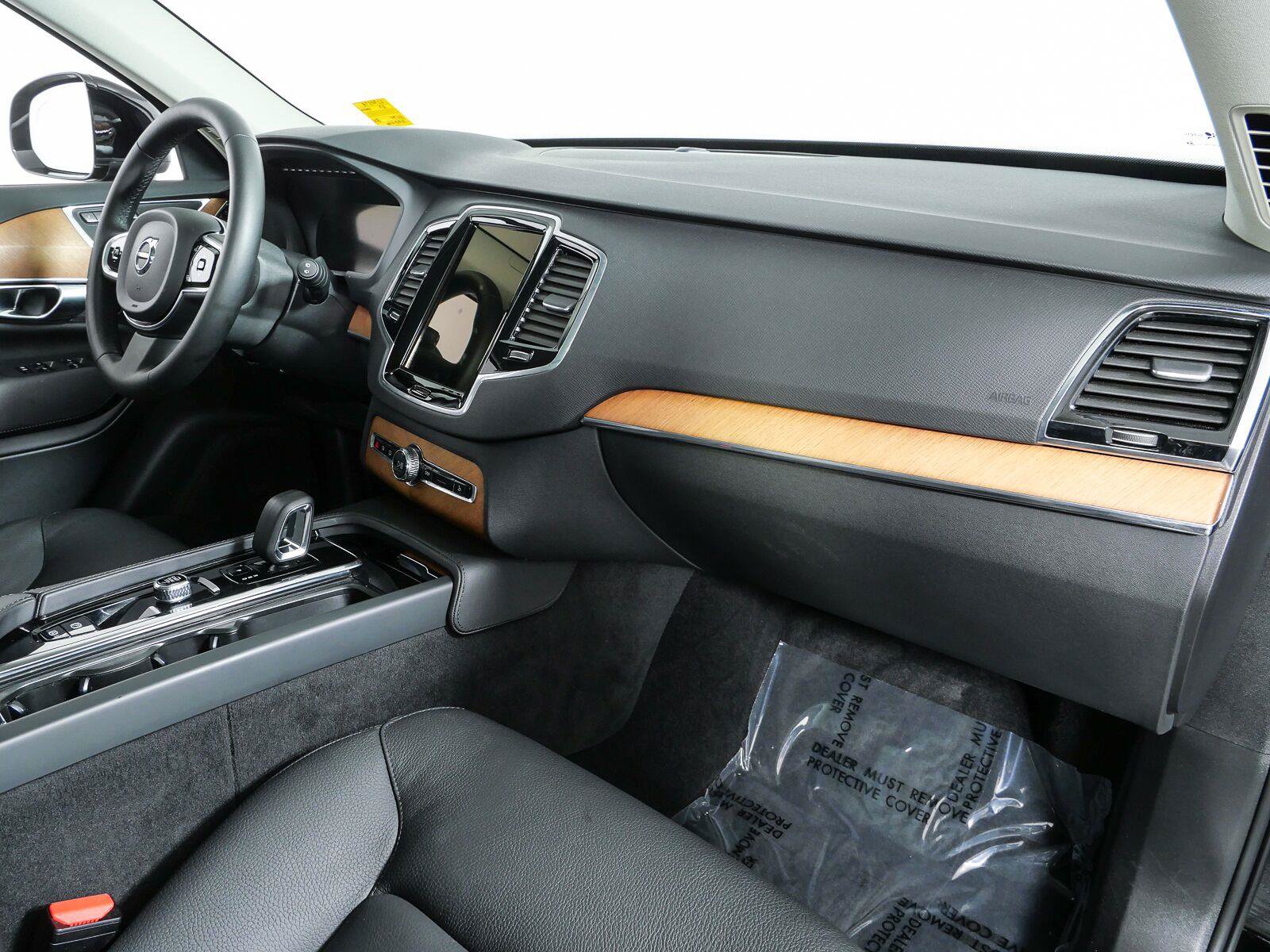 Used 2023 Volvo XC90 B6 Plus w/ Protection Package Premier AWD/4WD image 22