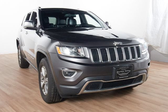 Used 2016 Jeep Grand Cherokee Limited w/ Trailer Tow Group IV AWD/4WD image 3