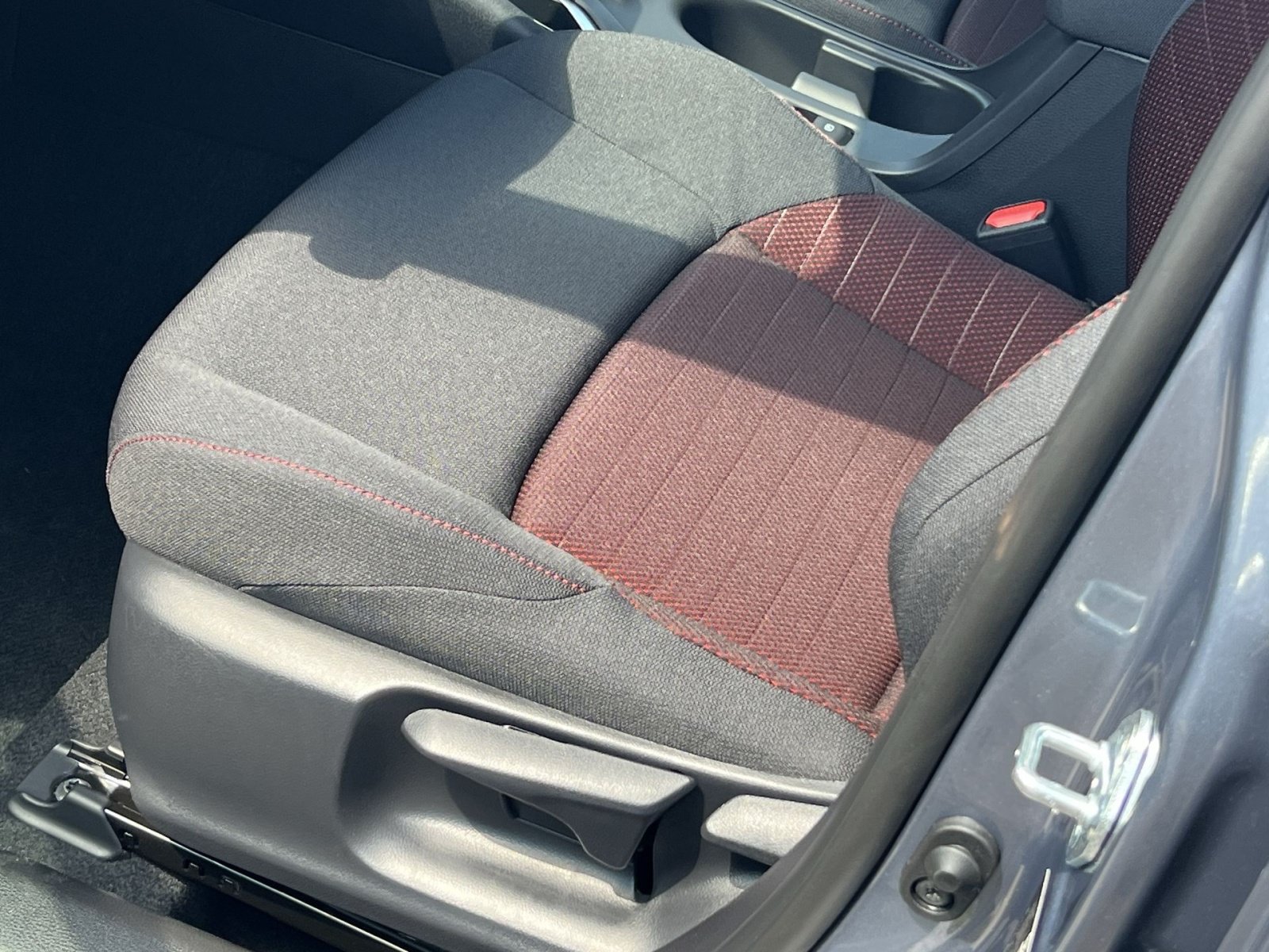 New 2026 Toyota Corolla SE FWD image 8
