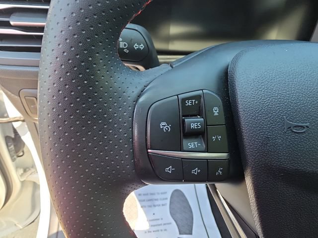 Used 2024 Ford Escape ST-Line w/ Tech Pack #1 FWD image 18