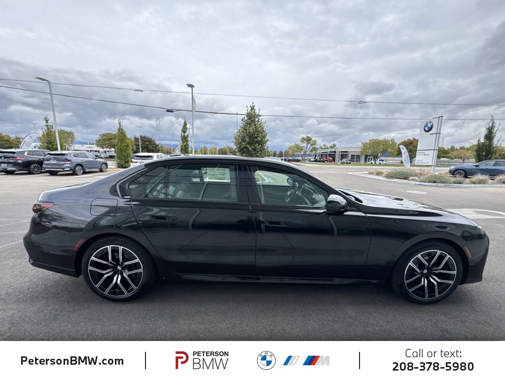 New 2026 BMW 760i xDrive w/ Executive Package image 8