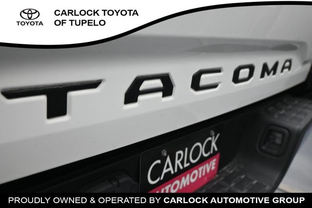 Used 2023 Toyota Tacoma TRD Off-Road AWD/4WD image 12