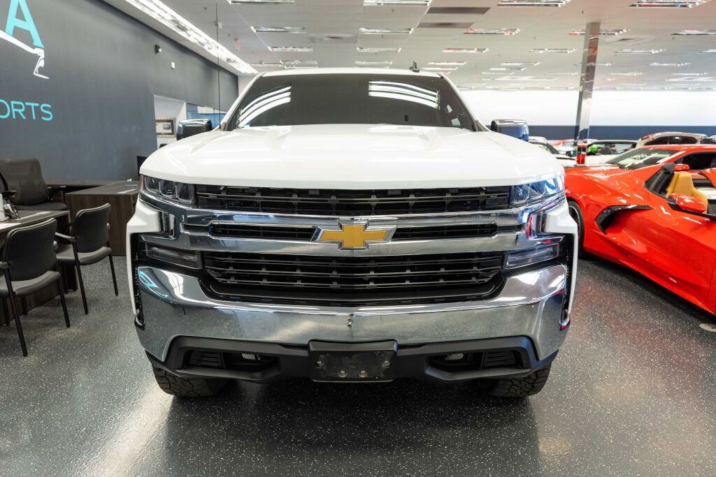Used 2020 Chevrolet Silverado 1500 LT w/ All-Star Edition image 3