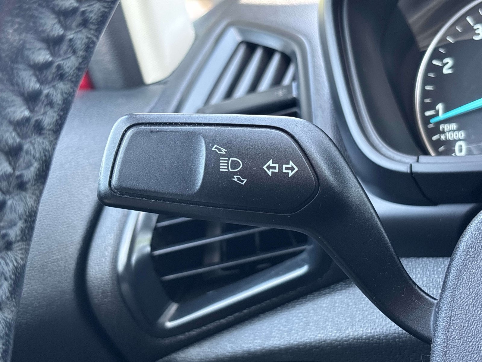Used 2018 Ford EcoSport Titanium w/ Interior Protection Package AWD/4WD image 30