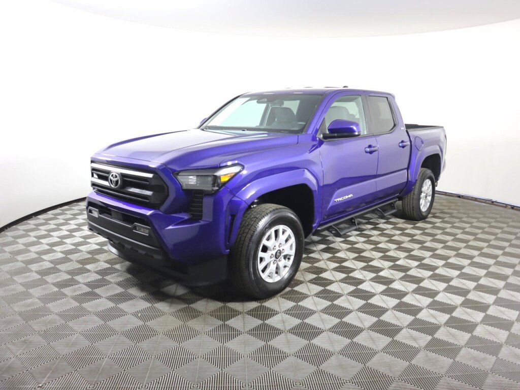 Used 2025 Toyota Tacoma SR5