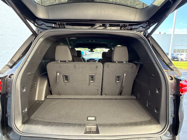 Used 2023 Chevrolet Traverse LT FWD image 7
