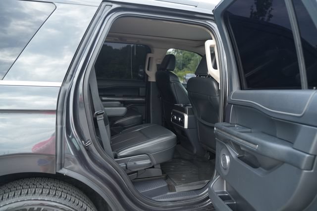Used 2022 Ford Expedition XLT AWD/4WD image 23