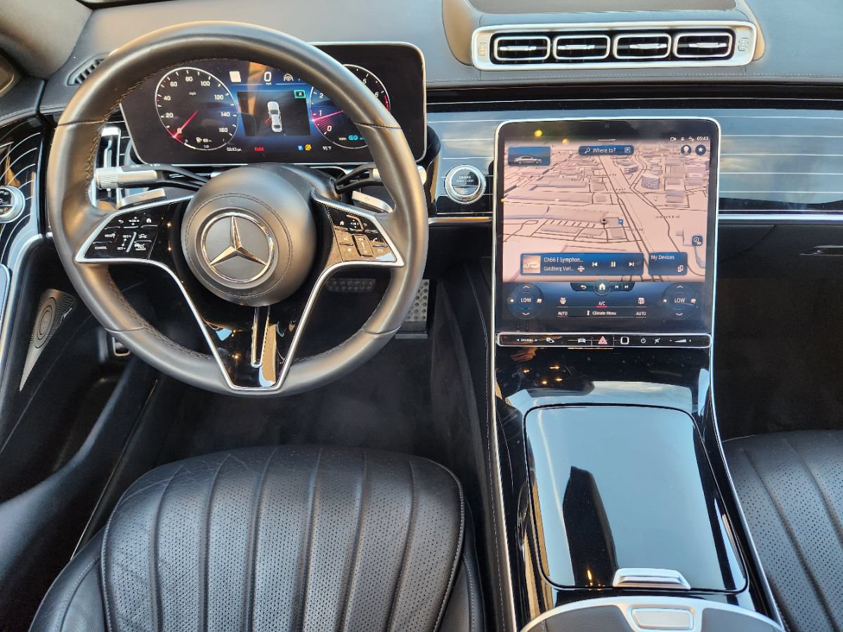Used 2022 Mercedes-Benz S 580 4MATIC Sedan w/ AMG Line Package image 47
