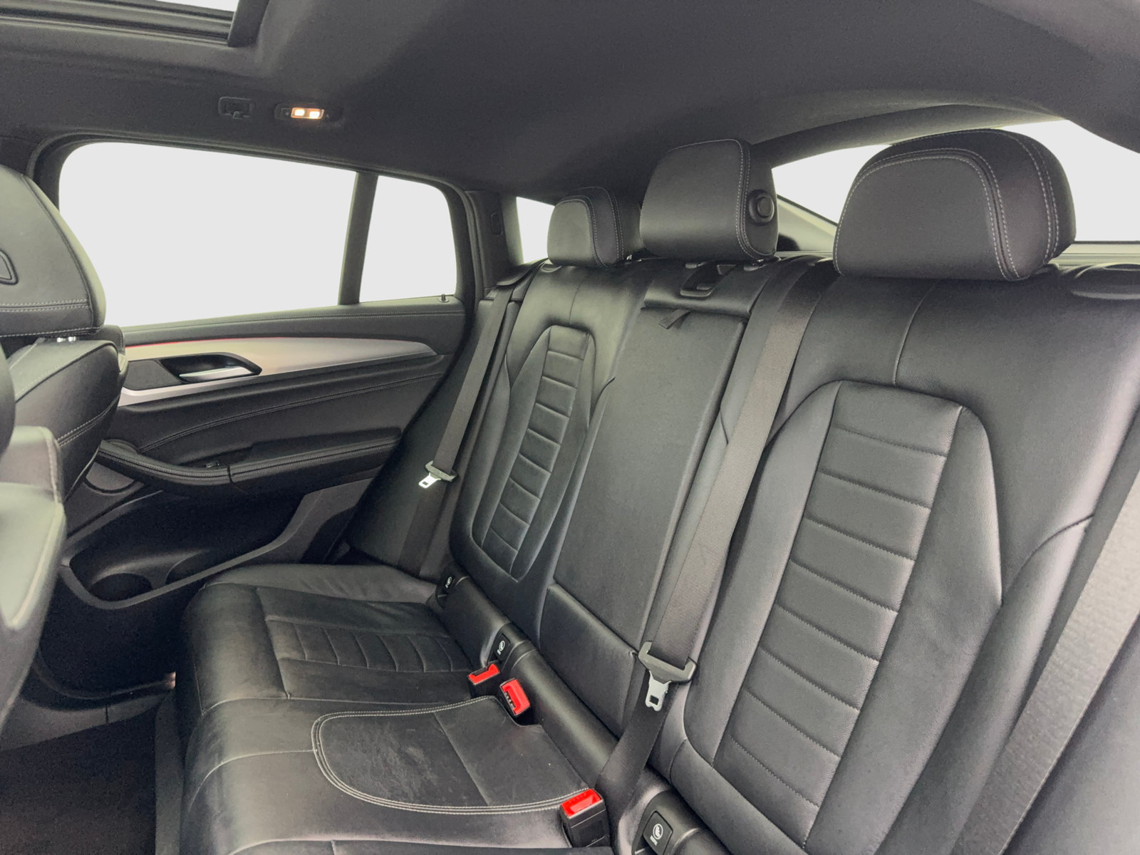 Used 2021 BMW X4 M40i w/ Premium Package AWD/4WD image 36